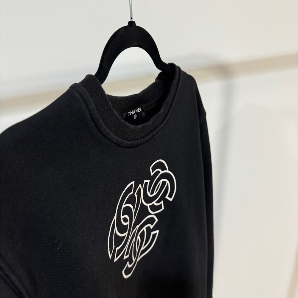 Chanel back sweatshirt size large